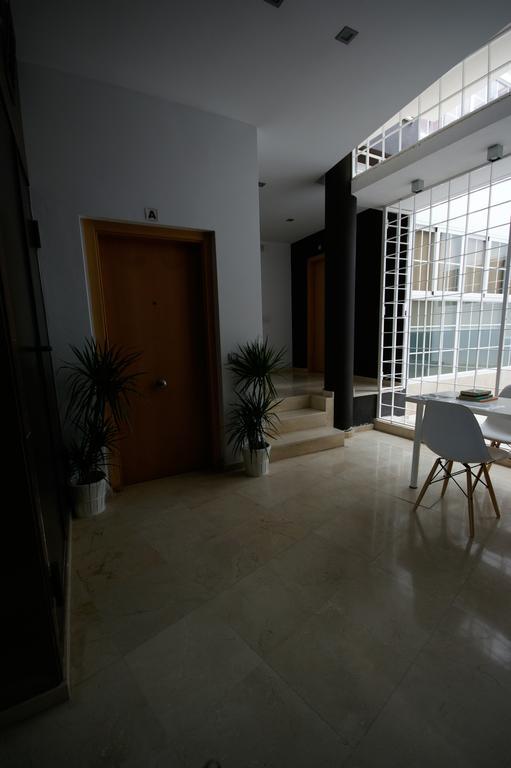 Apartamentos Puntoapart Malaga Exterior photo